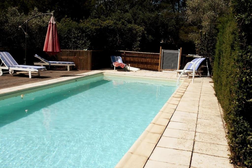 Les Calades - Piscine, Parc, Parking Vila Arles Exterior foto
